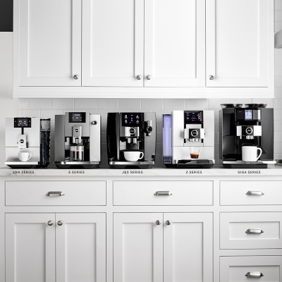 JURA Z10 Fully Automatic Espresso Machine with Cold Brew