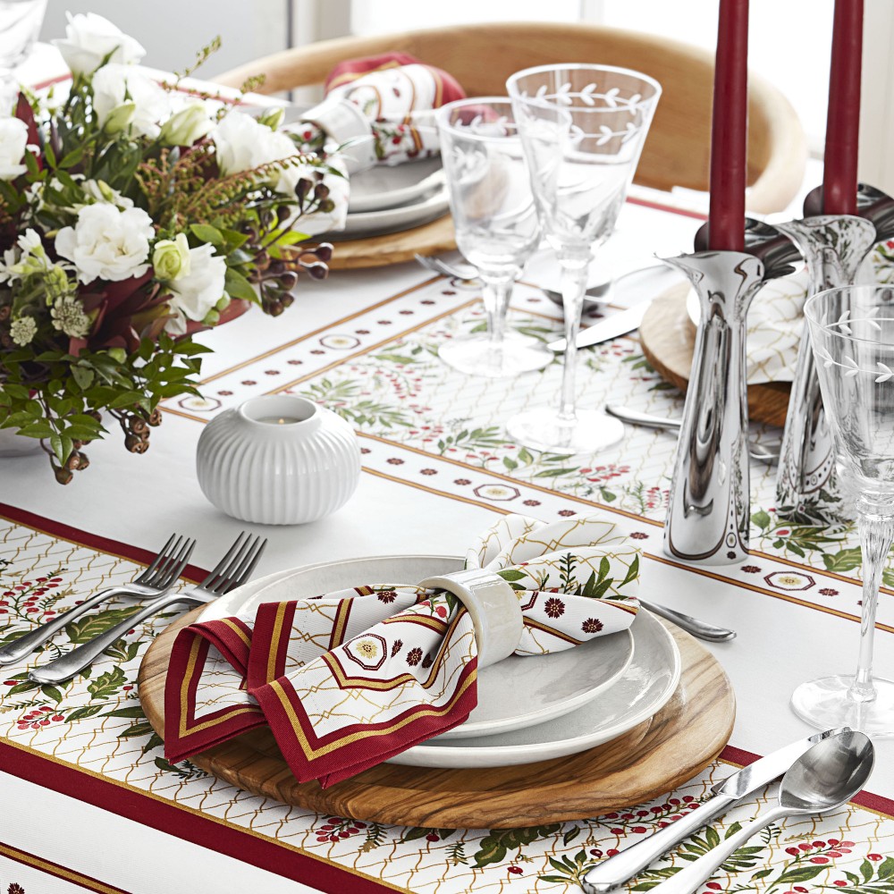 Noel Floral Tablecloth