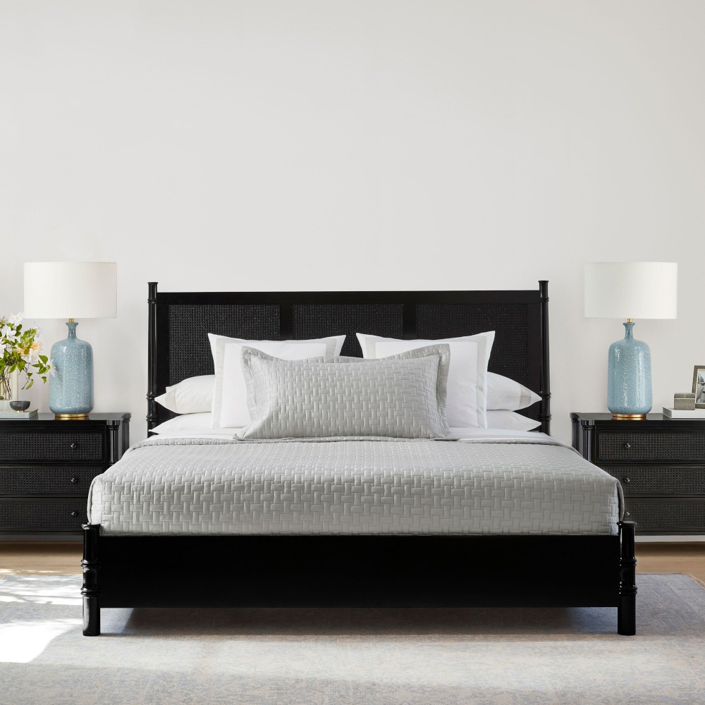 Bria Sateen Quilt & Shams by Matouk®