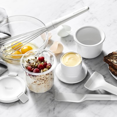 Williams Sonoma Pan Scraper