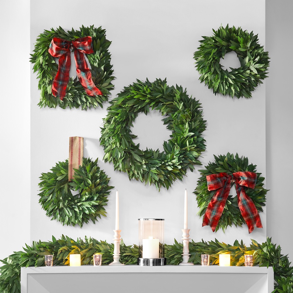 Bay Leaf Live Wreath with Burlap Ribbon Hanger