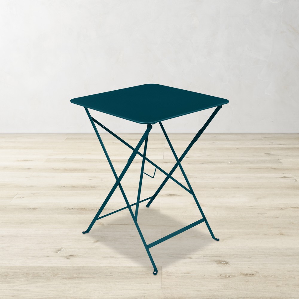 Bistro Square Table (28