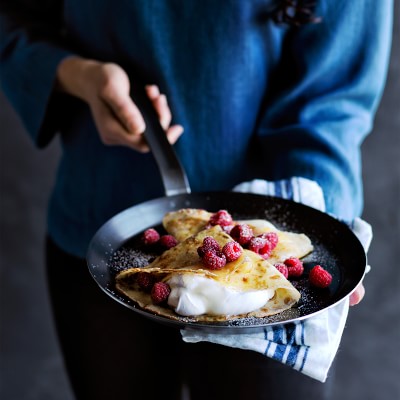 de Buyer Blue Carbon Steel Crêpe Pan