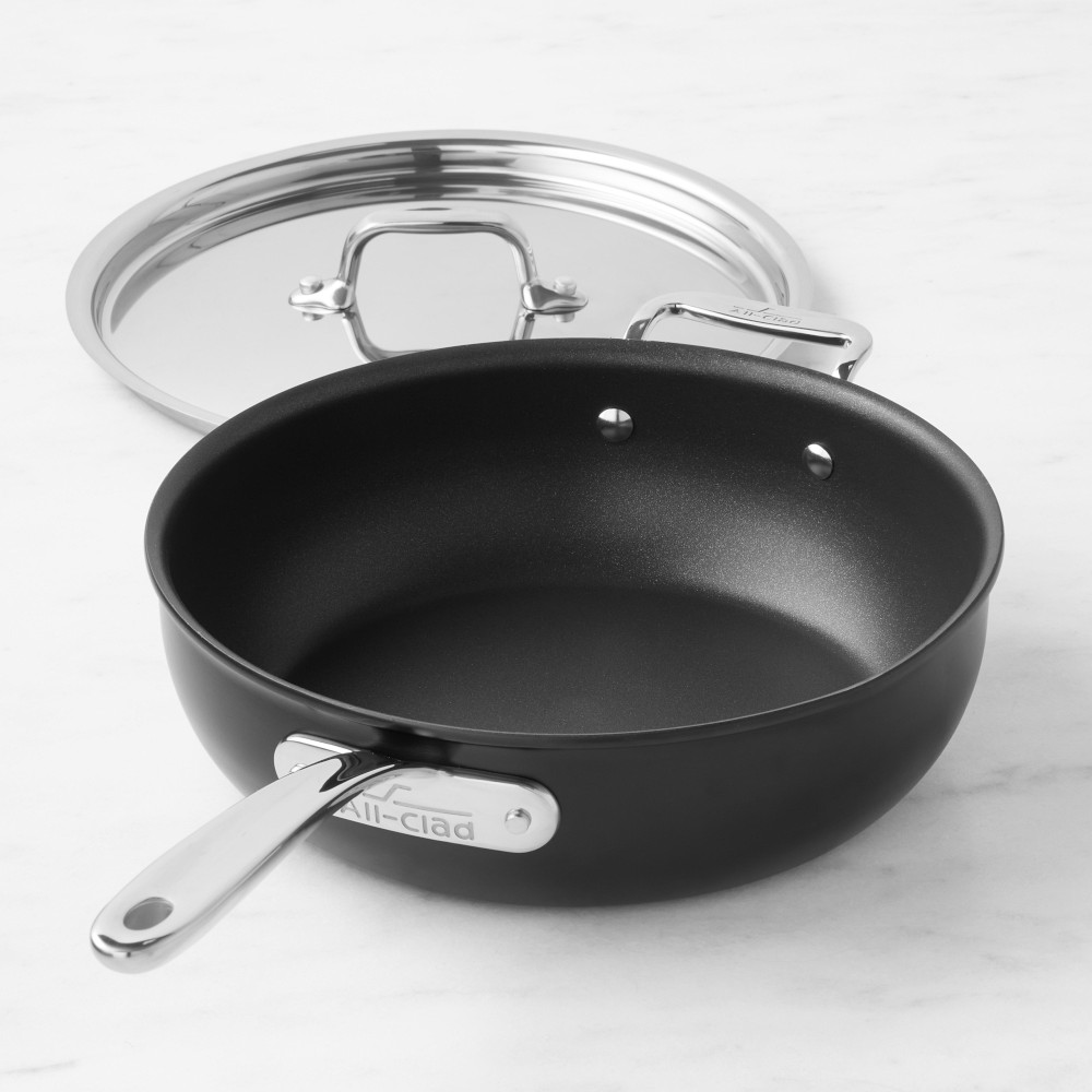 All-Clad NS Pro™ Nonstick Essential Pan