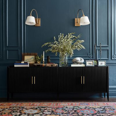 Lewis Media Console (51
