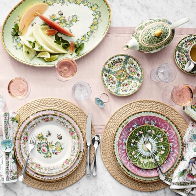 Famille Rose Tea Set