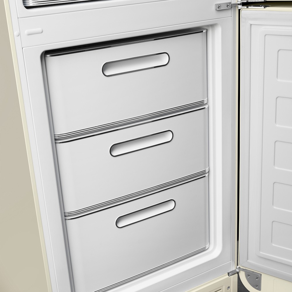 SMEG 50's Style Retro FAB 32 Refrigerator with Freezer