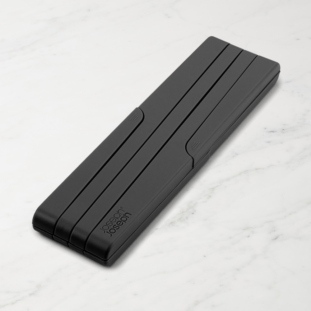 Joseph Joseph Stretch™ Expandable Black Trivet