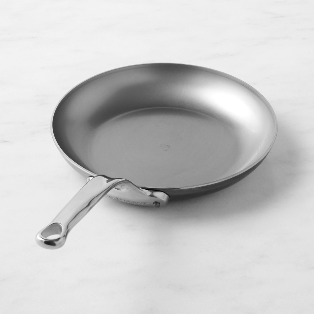 de Buyer Mineral B Pro Carbon Steel Omelette Pan, 9 1/2