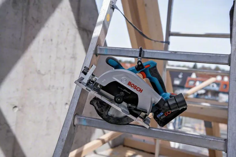 BOSCH COMBI-KIT 5 18V TOOLS: GSR 18V-55 + GWS 18V-10 + GKS 18V-57-2 + GSA 18V-LI + GST 18V-125 B + 3 4.0 AH BATTERIES + GAL 1880CV + BAG L (C) PROFESSIONAL