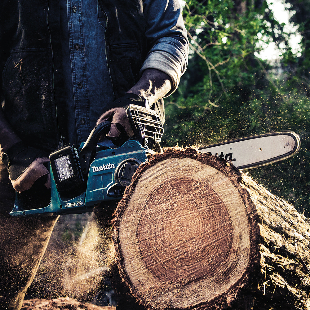 Makita Chainsaw LXT ®DUC353