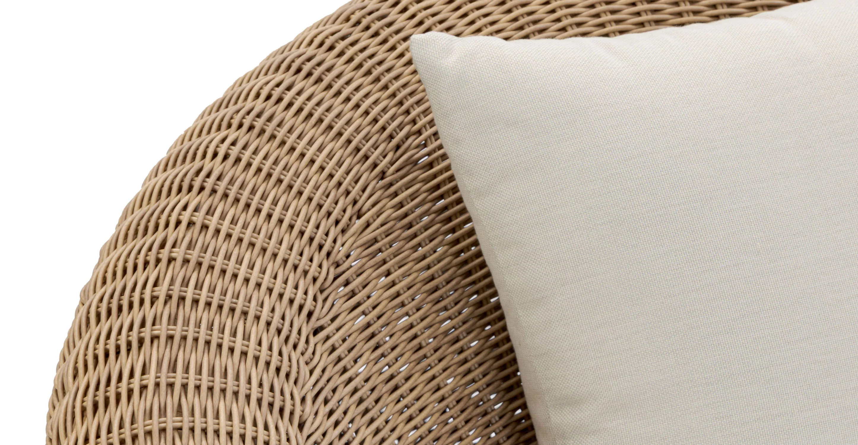 Nest Outdoor Lounge Chair