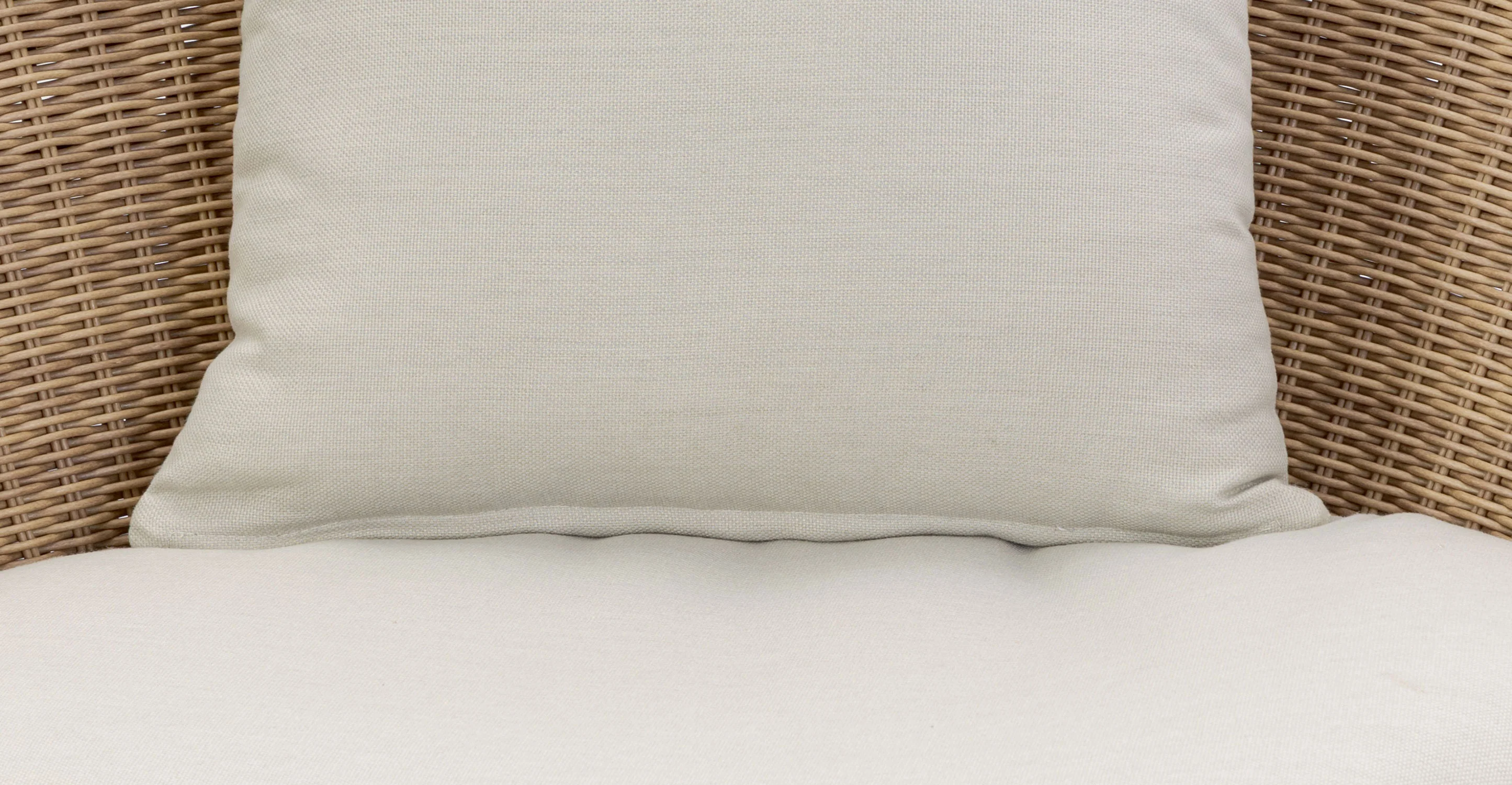 Nest Outdoor Lounge Chair