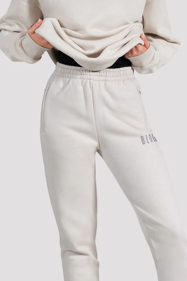 Adult Off-Duty Studio Sweatpant