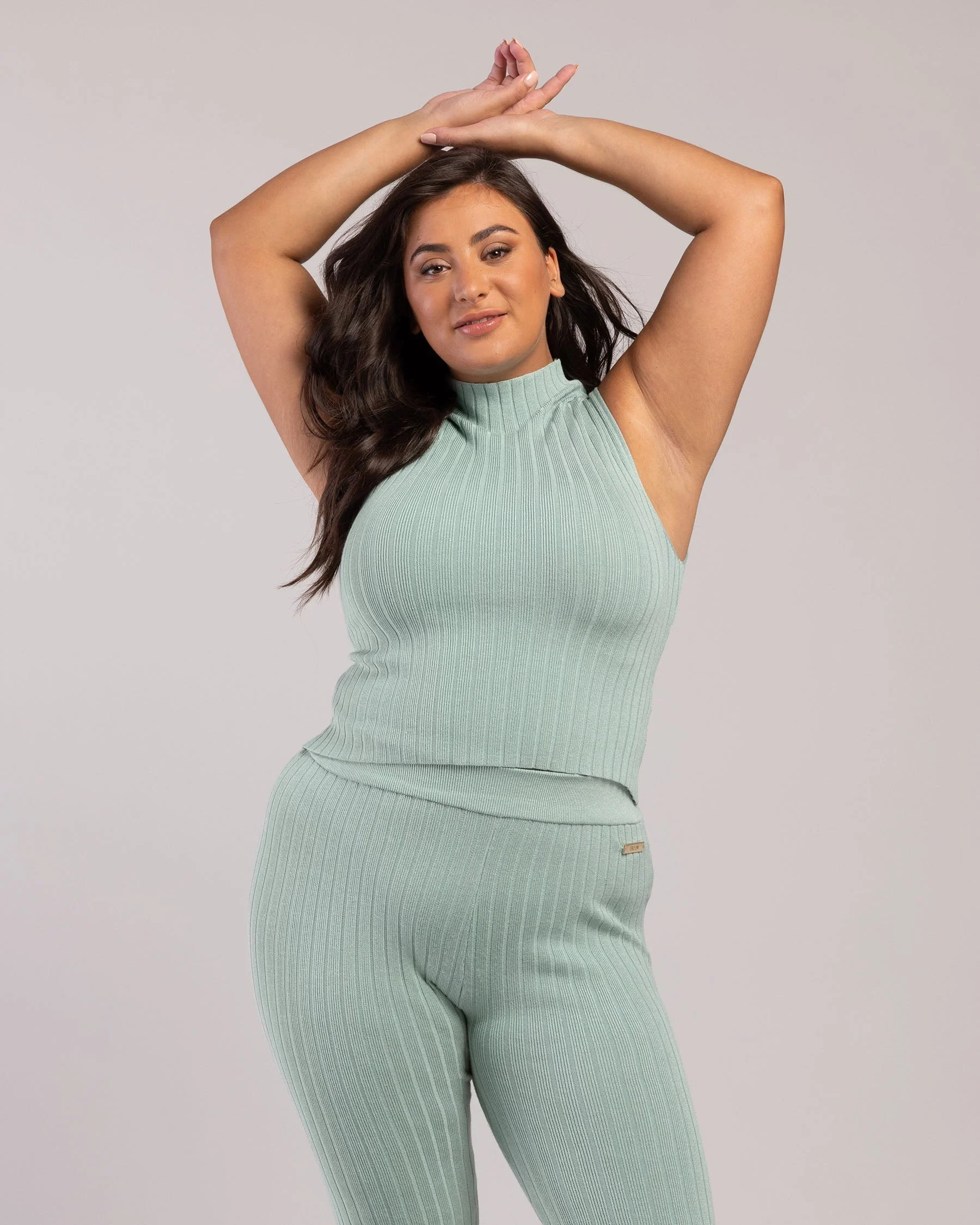 Rib Lounge Funnel Neck