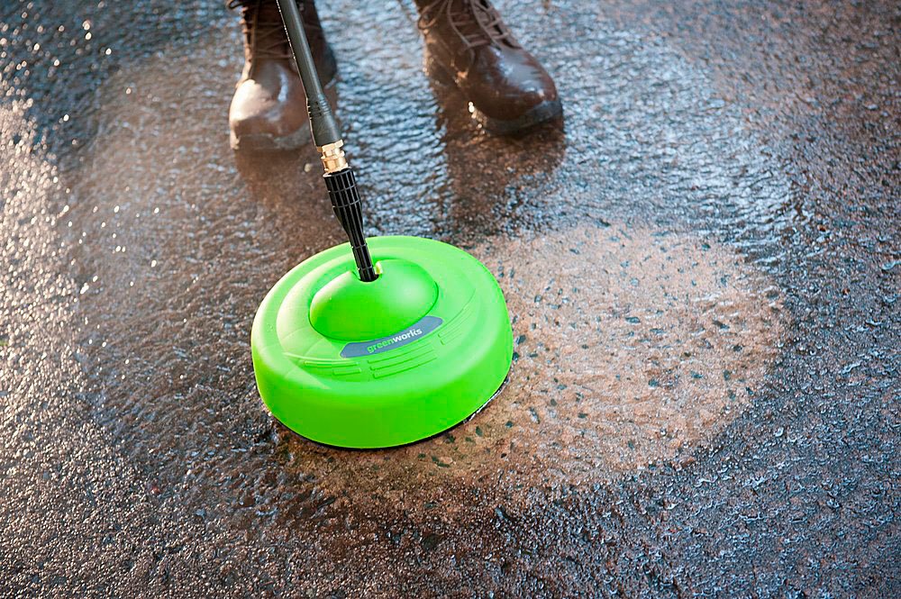 RENEWED 1900 PSI 1.2 GPM Cold Water Electric Pressure Washer w/ 11