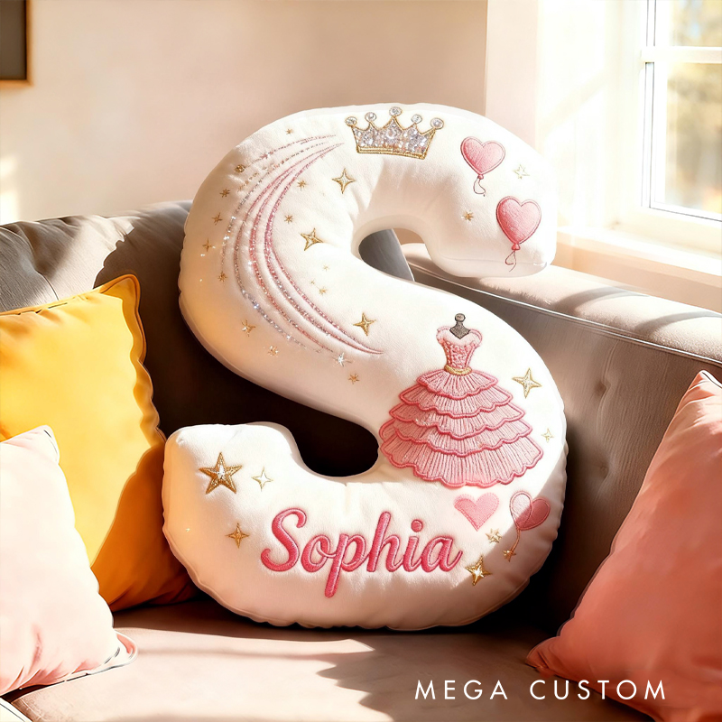 Personalized Crown Heart Custom Name Soft Decorative Gift Fairytale Princess Style Cozy Nursery Room Dream Pink Magic Graphic 3D Print Pillow