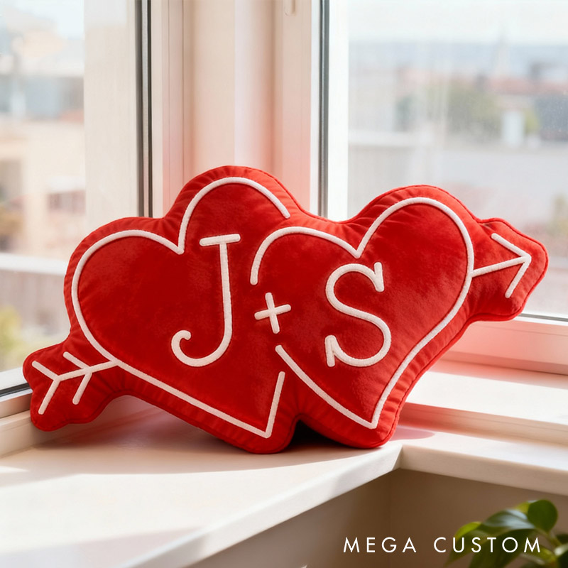 Personalized Couple Arrow Through Hearts Pillow Custom Boyfriend  Girlfriend Initials Pillow Valentine's Day Pillow Wife First Christmas Gift for Her