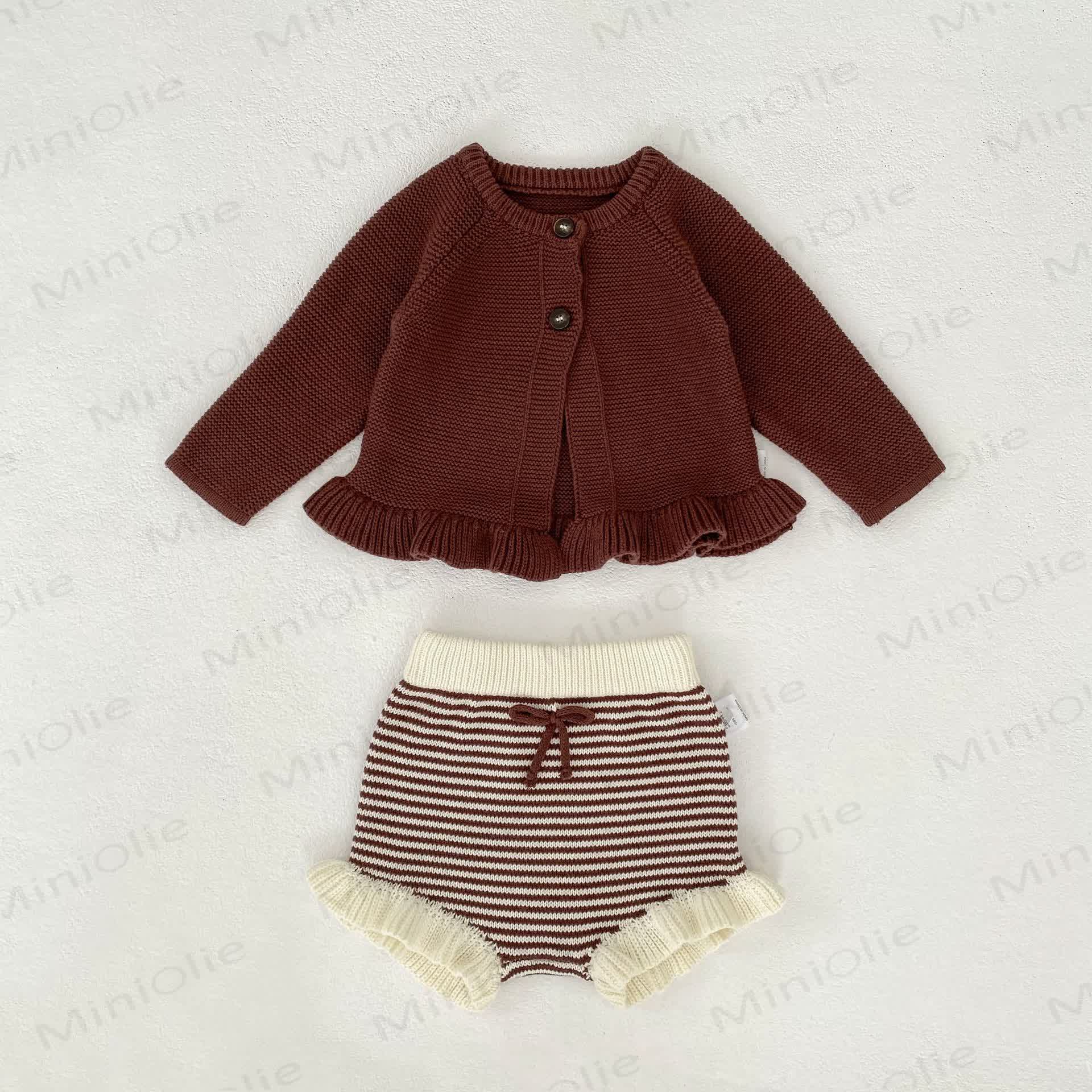 Baby Ruffled Cardigan/Striped Shorts