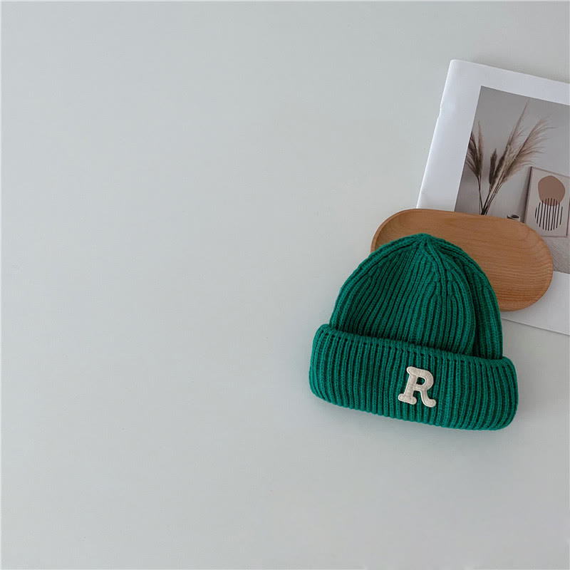 R Baby Simple Letter Knitted Beanie