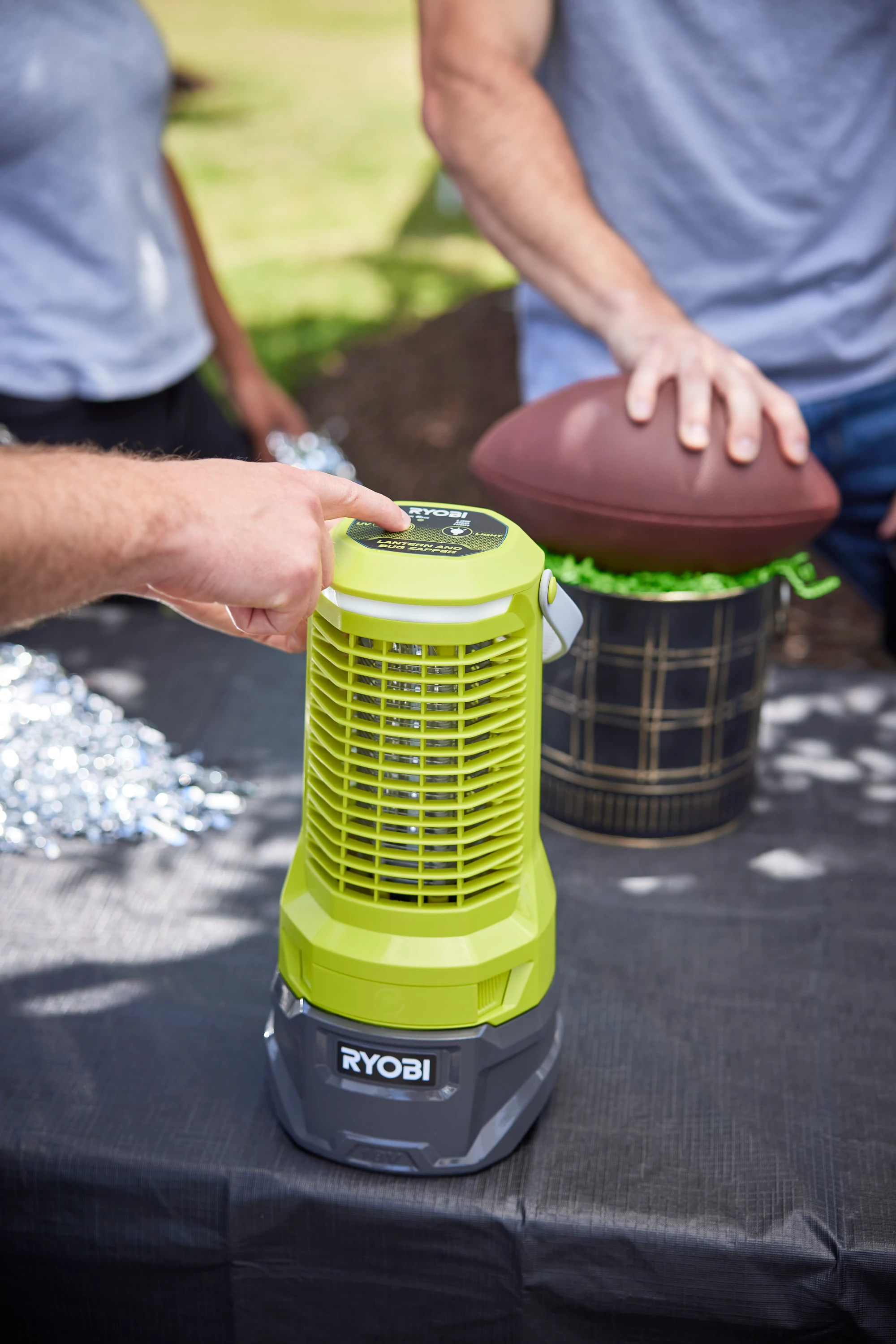 18V ONE+ BUG ZAPPER KIT