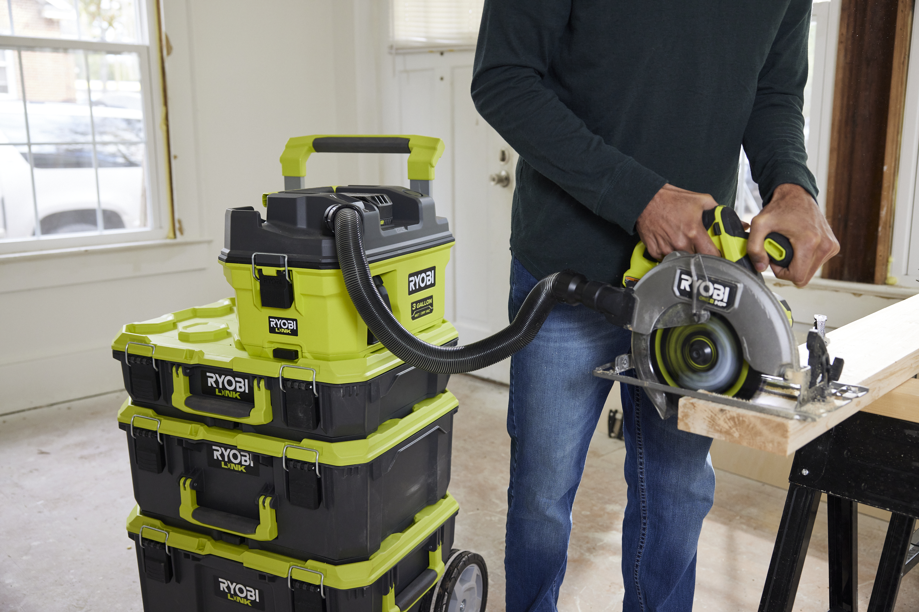 18V ONE+ LINK™ 3 GALLON WET/DRY VACUUM KIT