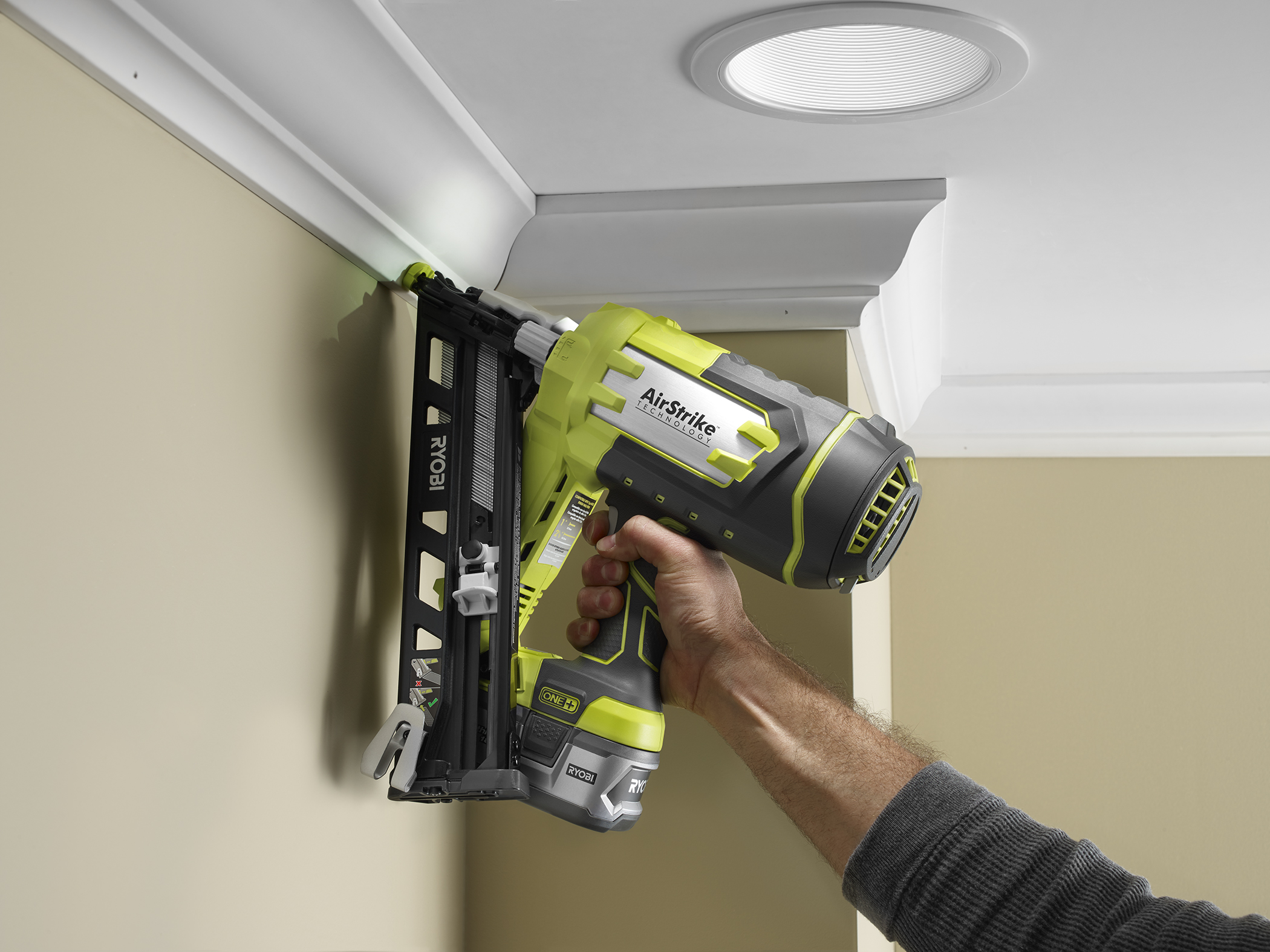 18V ONE+ AirStrike 15GA Angled Finish Nailer