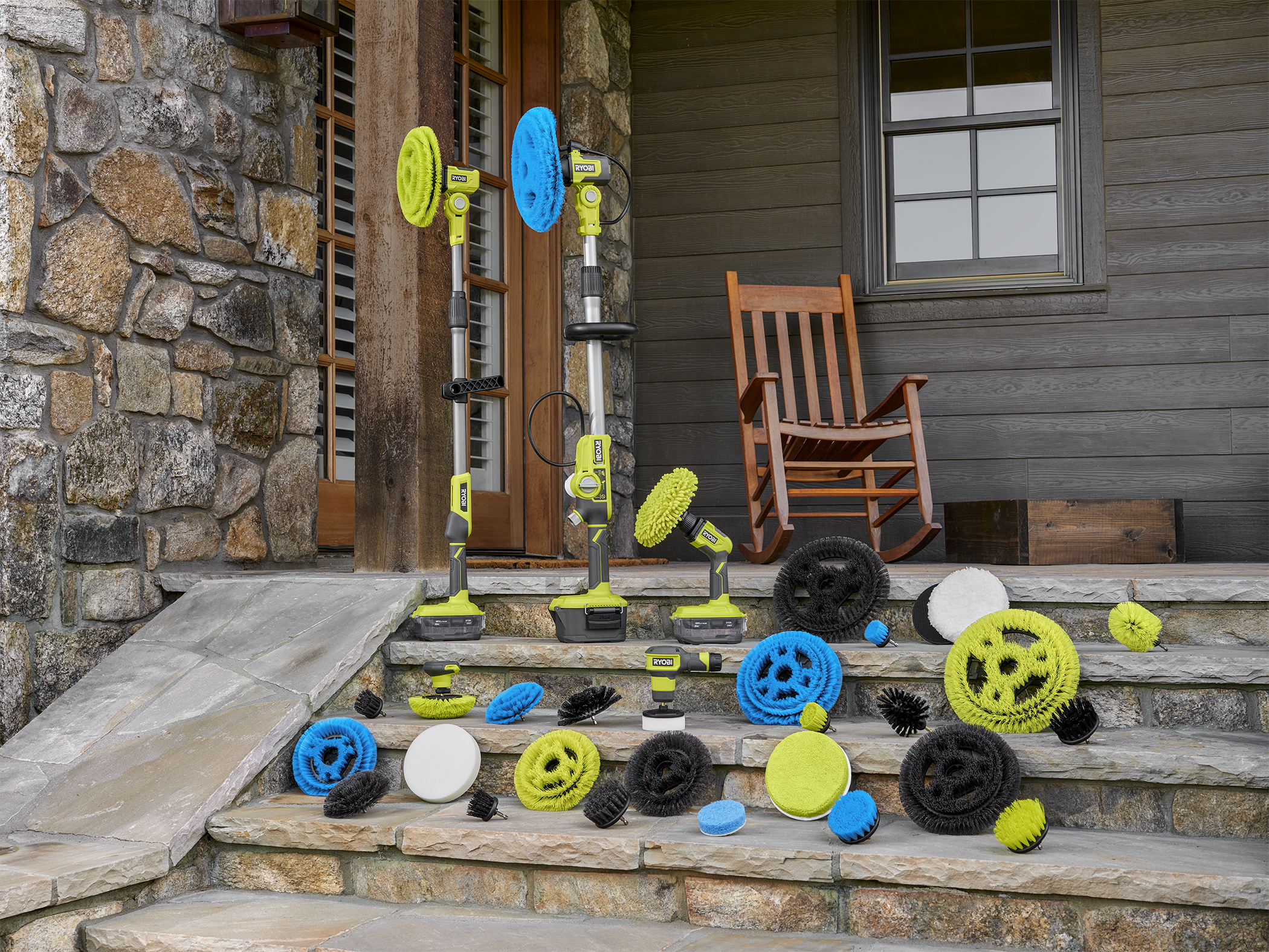 SOFT BRISTLE ROUND BRUSH