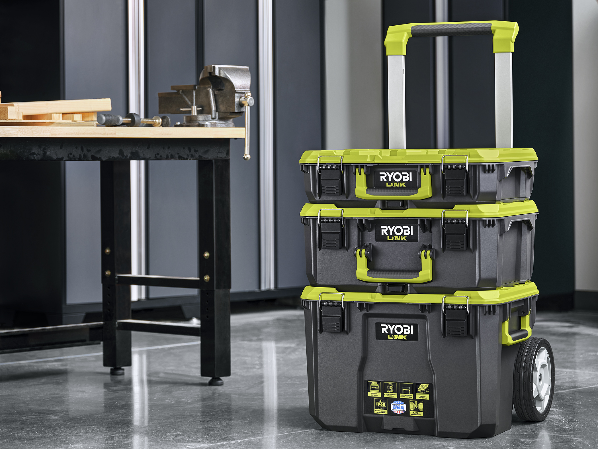 LINK MEDIUM TOOL BOX