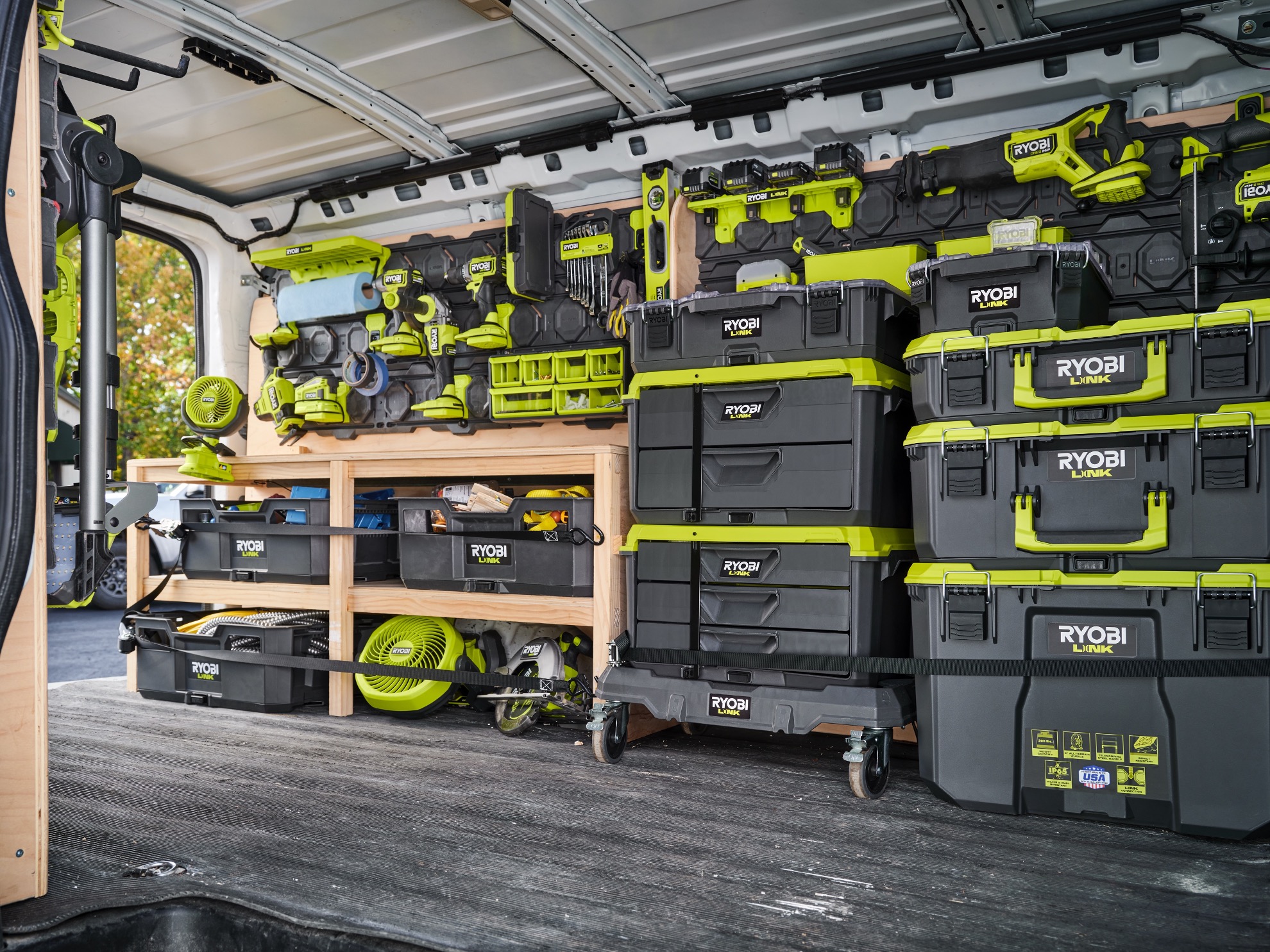 LINK MEDIUM TOOL BOX