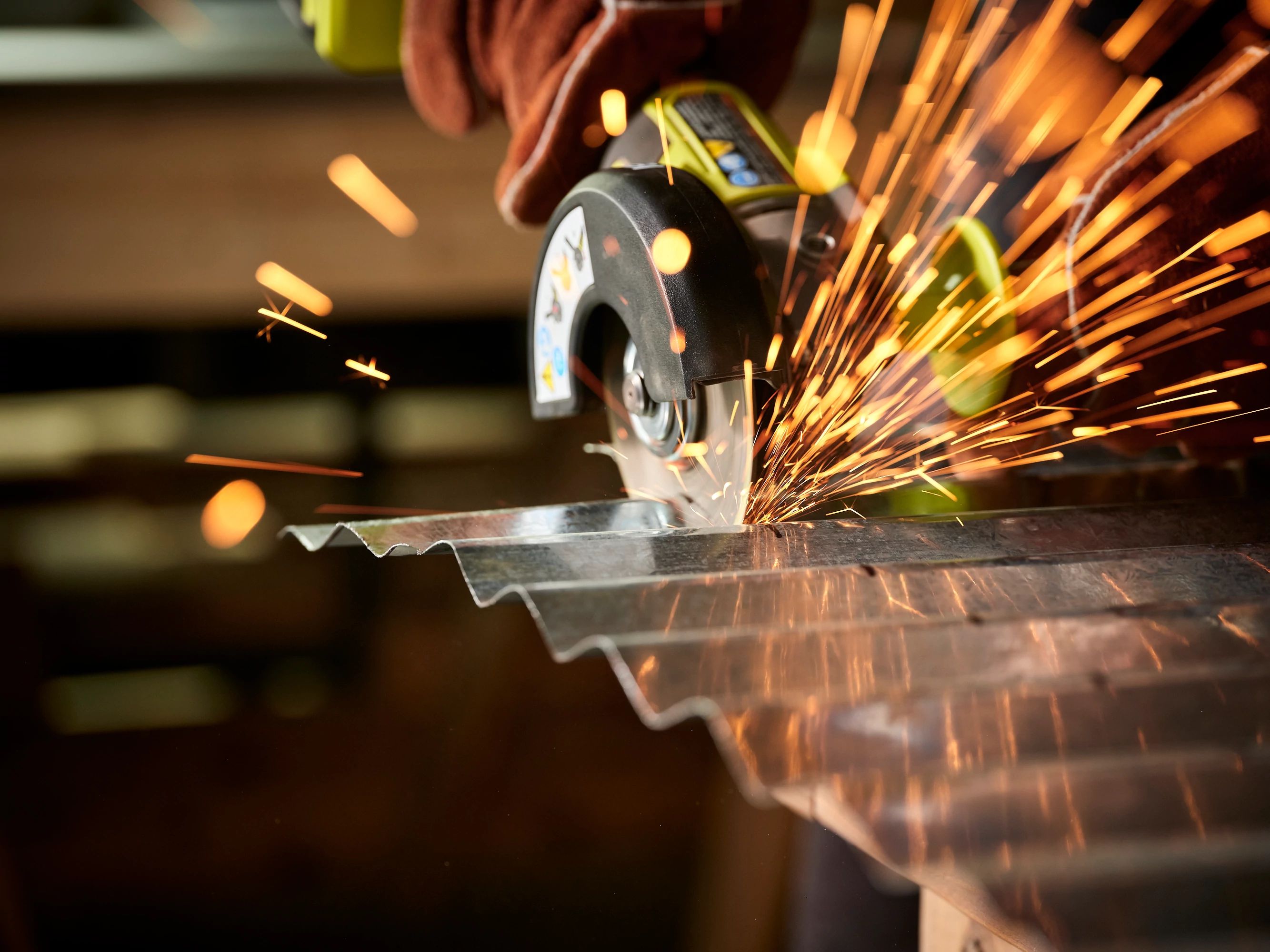 Angle Grinder Cutting and Grinding Guard Kit