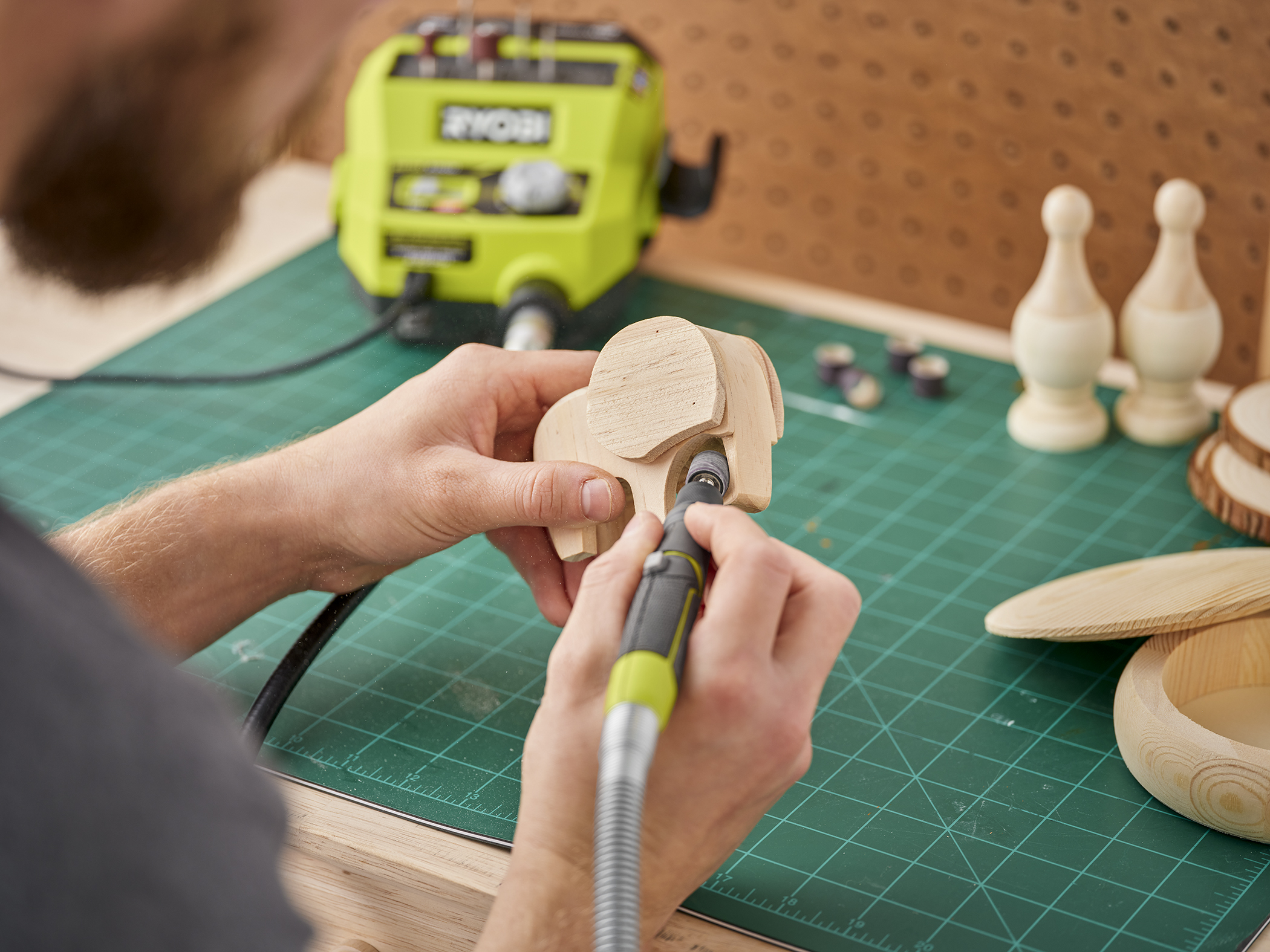 18V ONE+ ROTARY TOOL STATION KIT