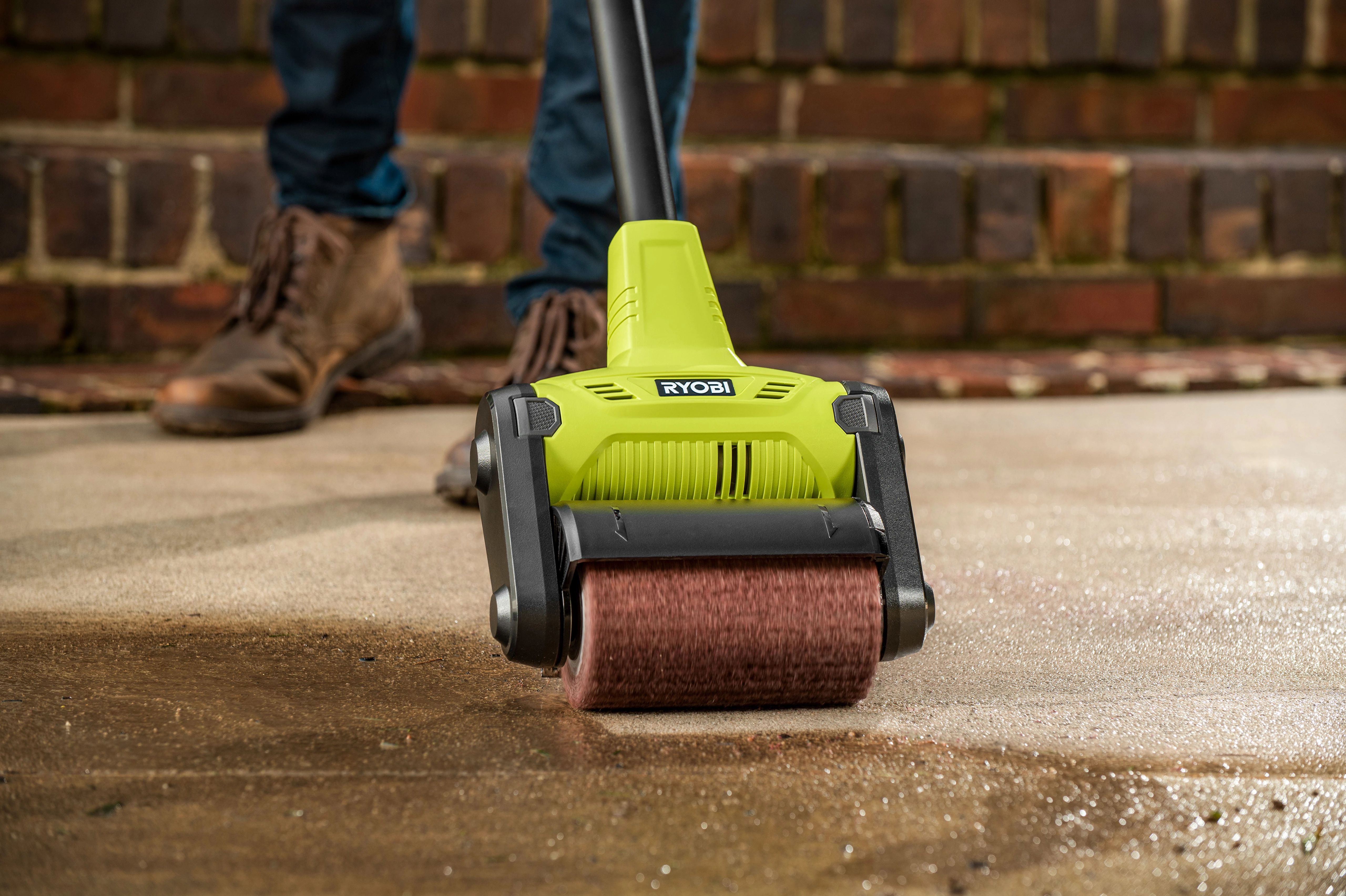 PATIO CLEANER SCOURING BRUSH