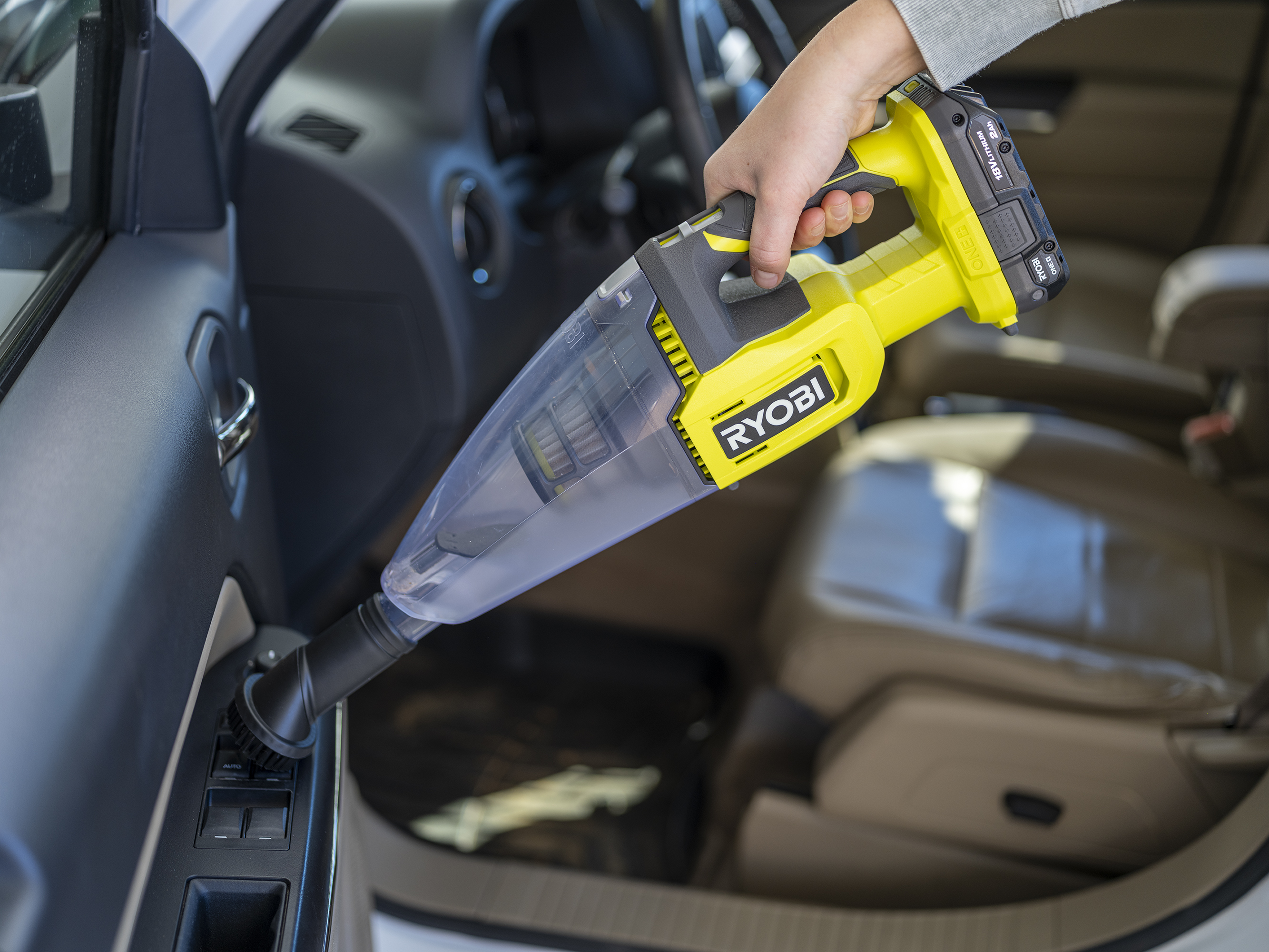 18V ONE+ HAND VACUUM KIT