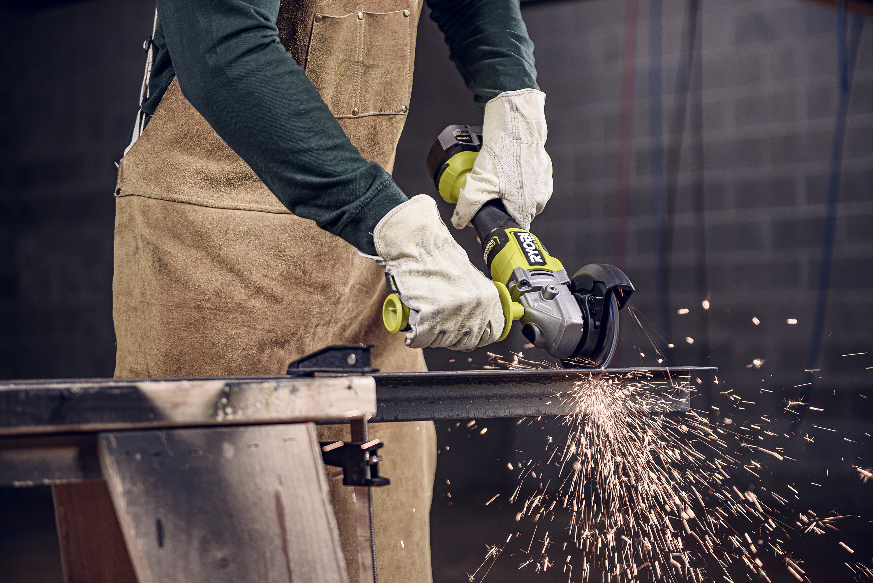 18V ONE+ HP Brushless 4-1/2