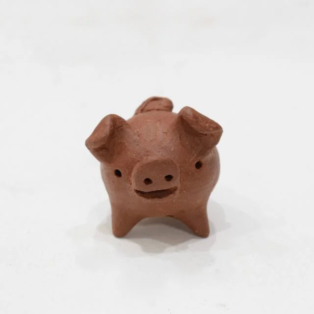 🐷Pig Three Legged Chilean Good Luck Pig