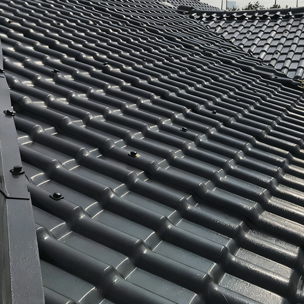 Prefabricated steel structure roof with resin tiles