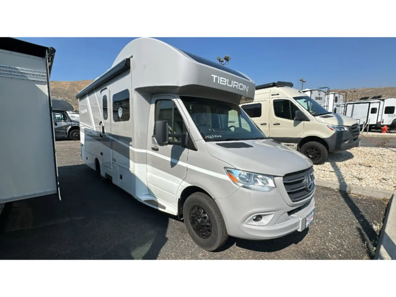 2025 Thor Motor Coach Tiburon Sprinter 24RW