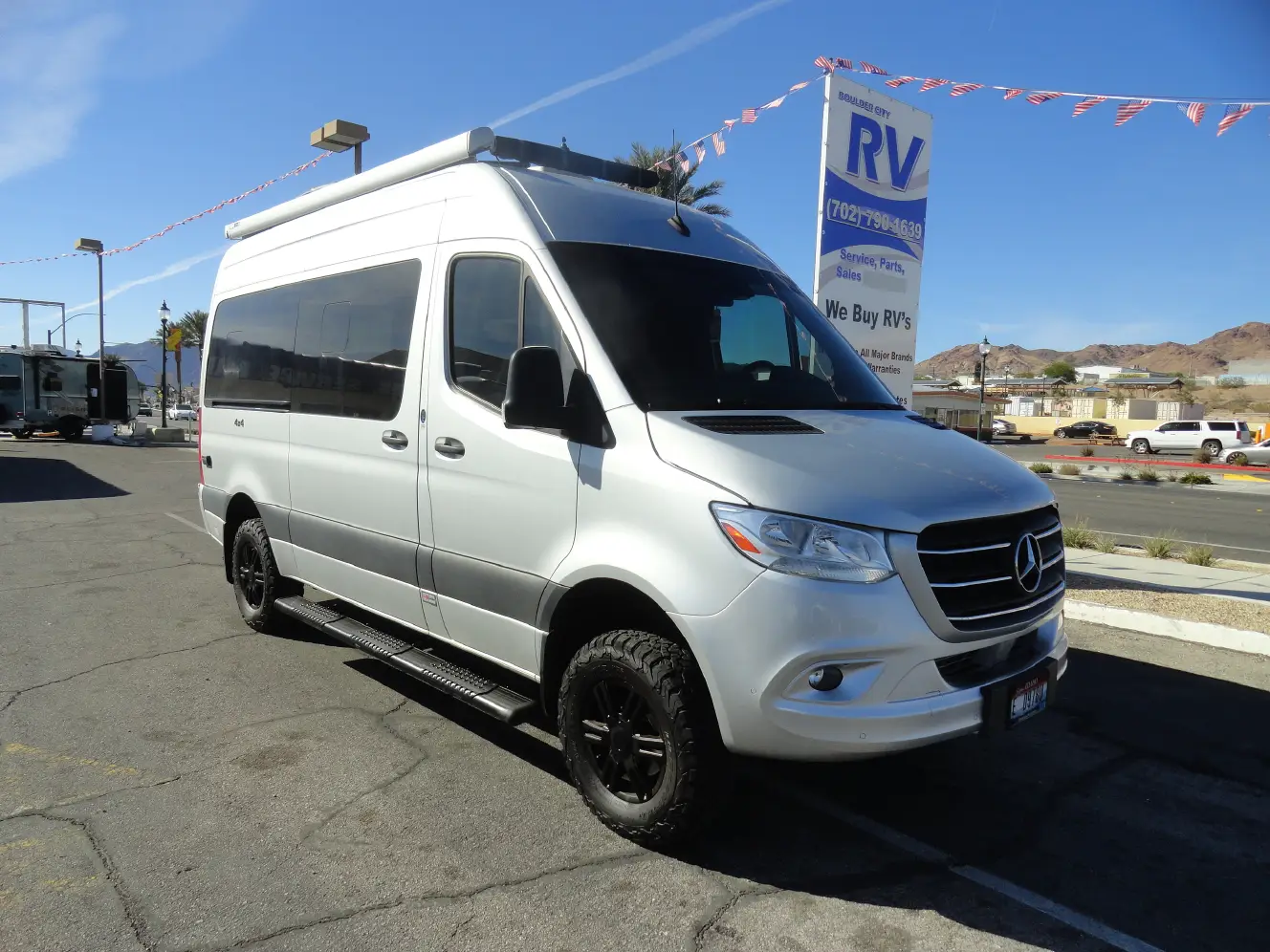 2023 Thor Motor Coach Sanctuary 19P 4X4