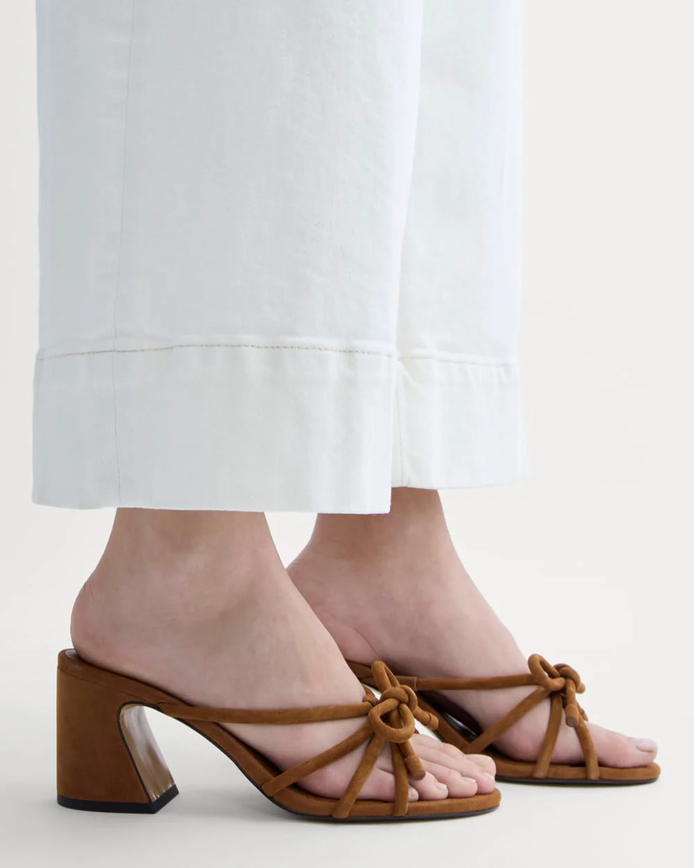 The Bow Heel | Canyon Brown Suede