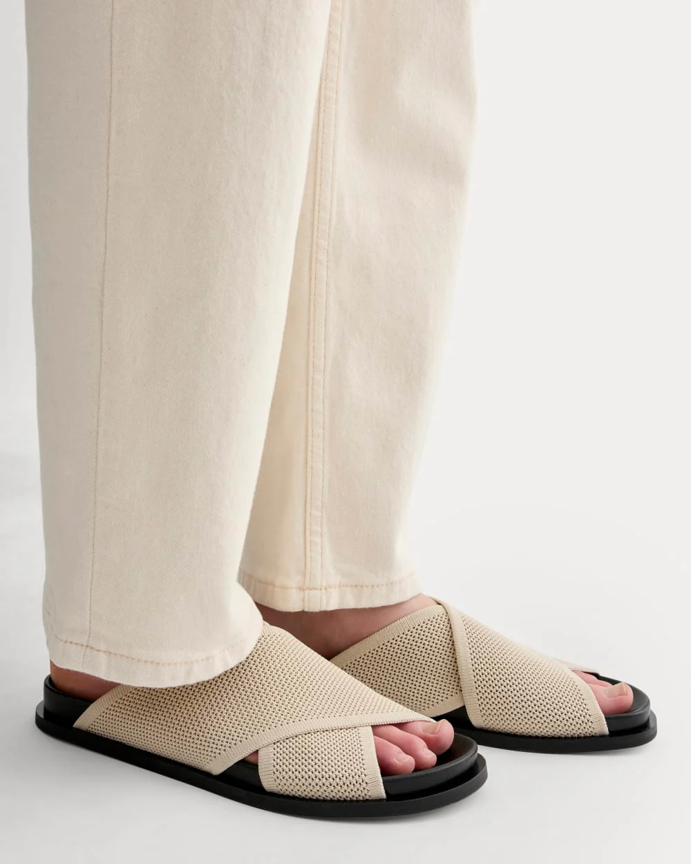 The ReKnit Form Crossover Sandal | Sandshell