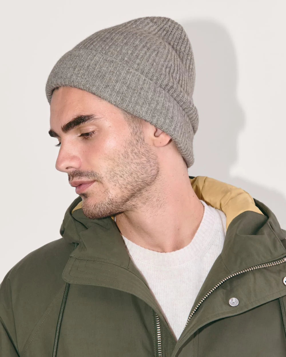 The Cashmere Ribbed Beanie | Light Heather Grey