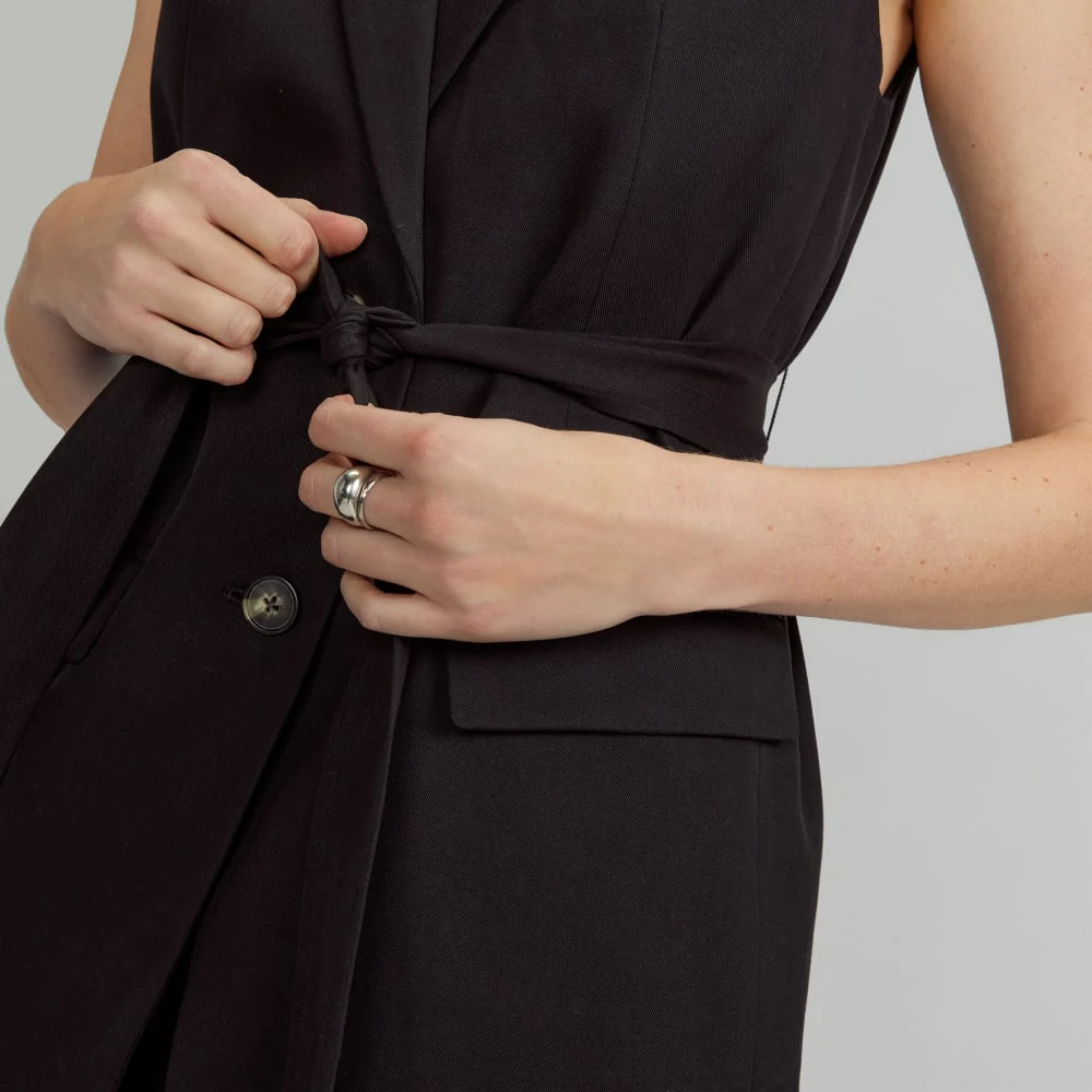 The Sleeveless Blazer in Buttersmooth | Black