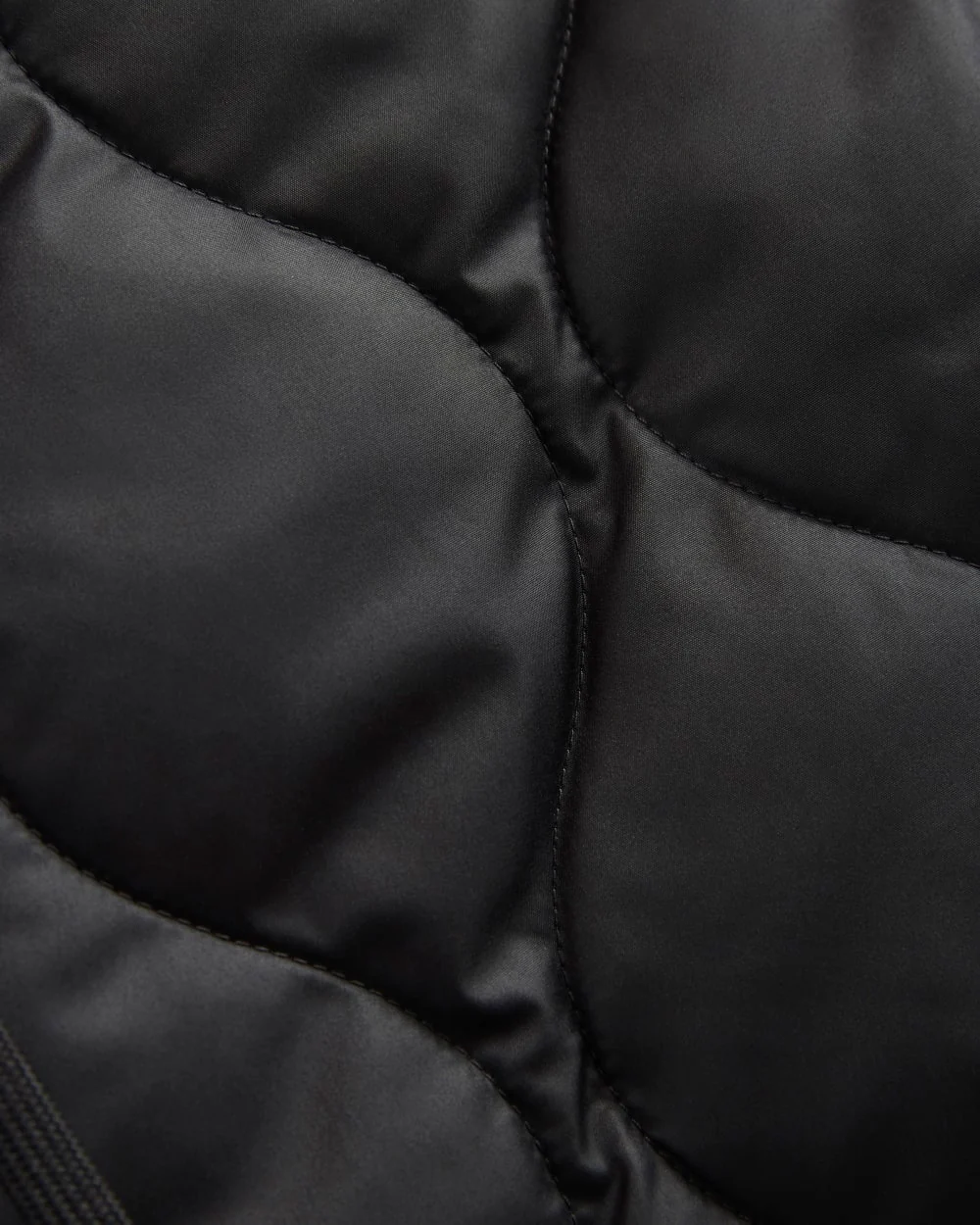 ReNew Quilted Hooded Liner | Black