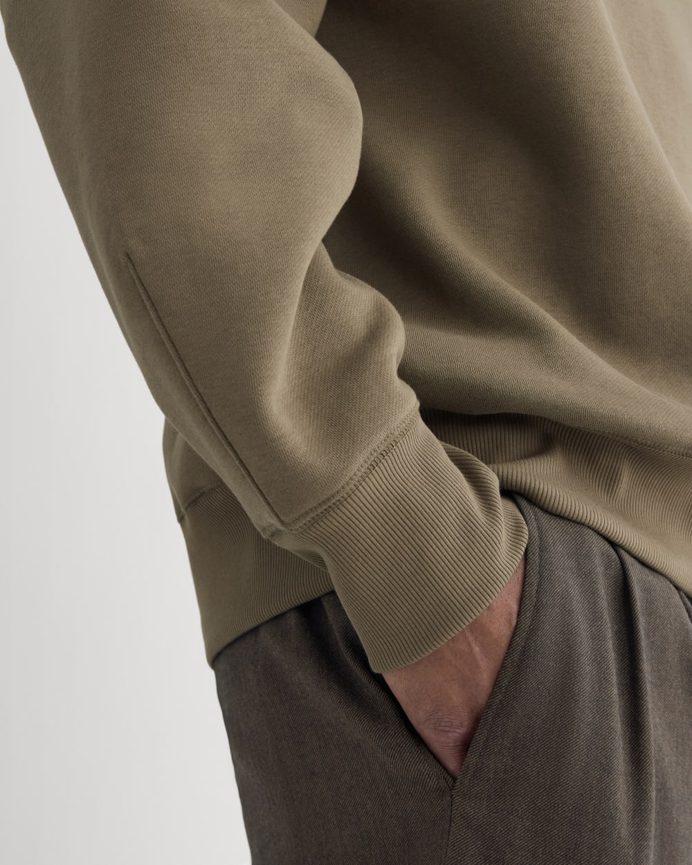 Luxe Fleece Crew Pullover | Deep Taupe