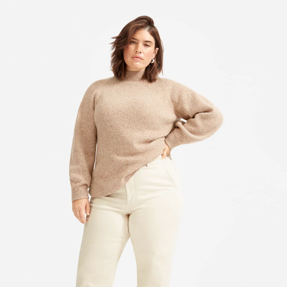 The Straight-Leg Crop | Sandstone | Regular
