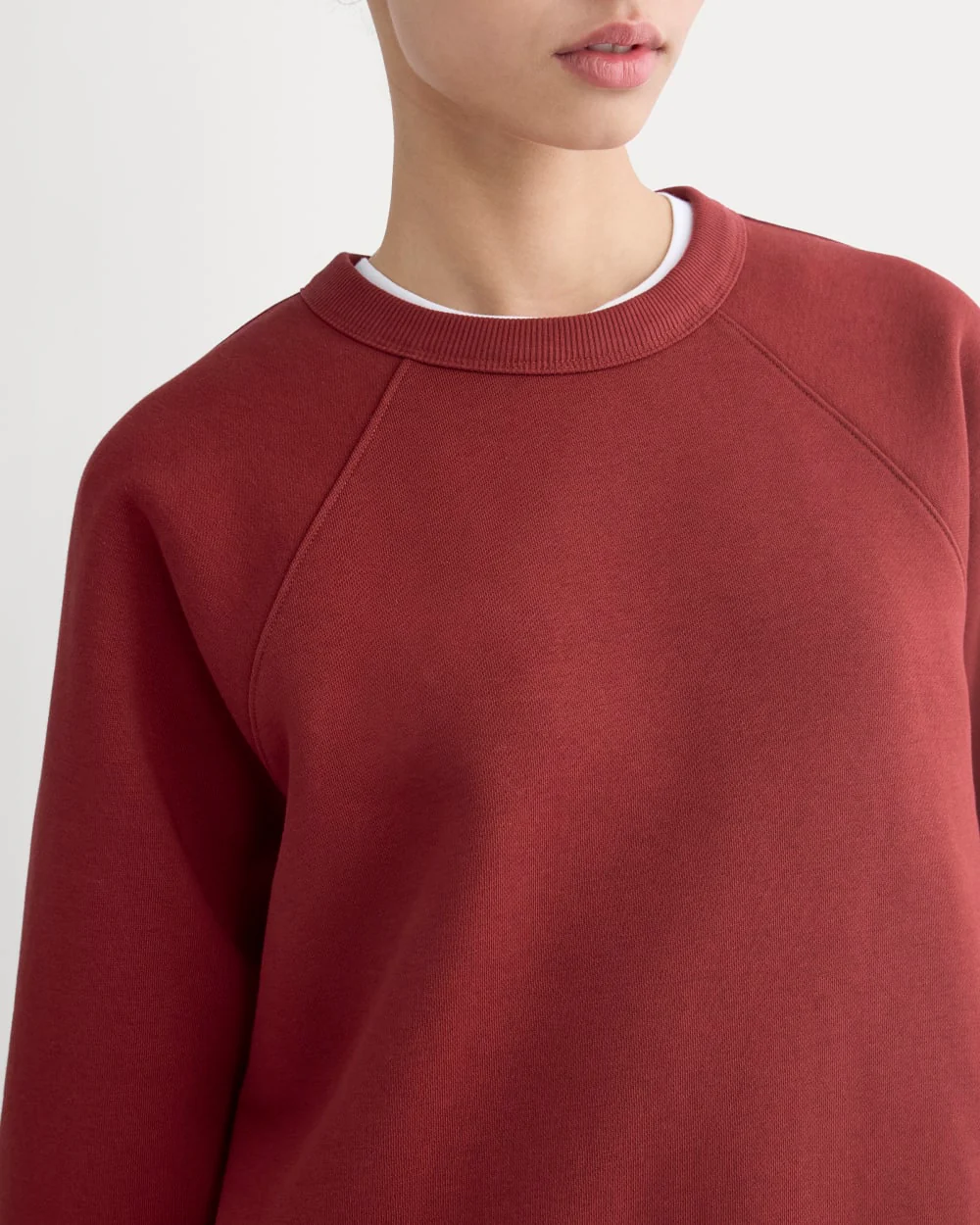 Luxe Fleece Raglan Crewneck | Merlot