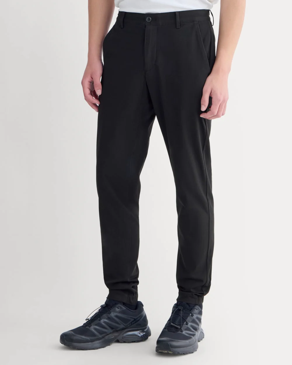The Performance Traveler Chino | Black