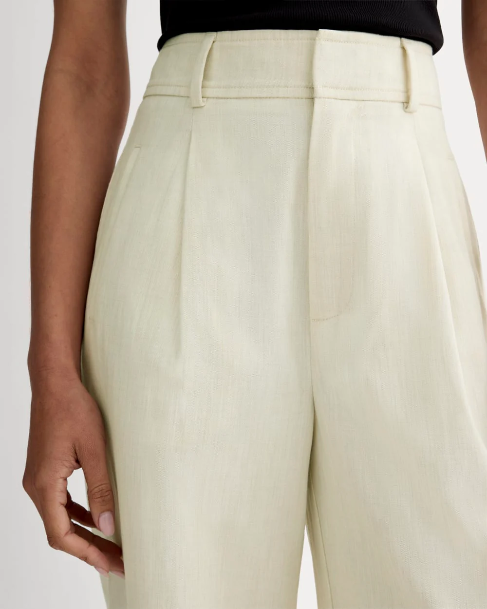 The Draper Pleated Pant in Buttersmooth | Heathered Oat | 32 Inseam