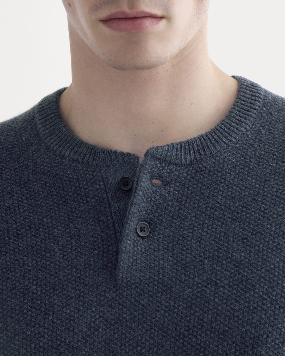 Henley in Wool Cashmere | Indigo